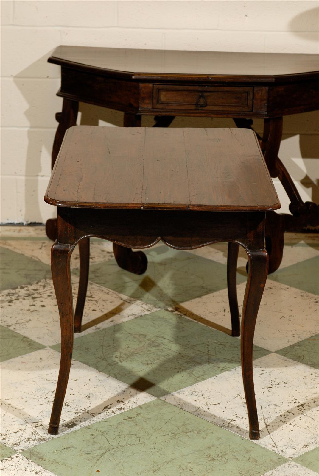 18th Century French Louis XV Oak and Walnut Side Table 1