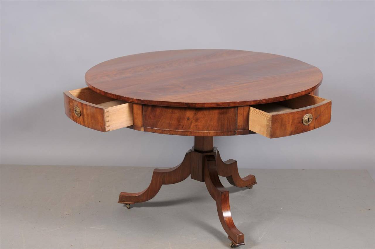 Swedish Early 19th Century Walnut Center Table with Four Drawers In Excellent Condition In Atlanta, GA