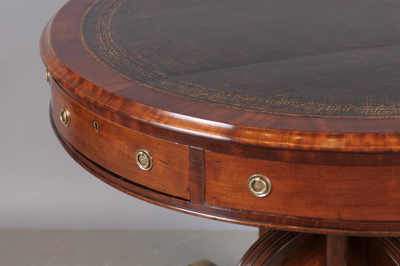 Early 19th Century English Mahogany Drum Table with Brown Leather Top 4
