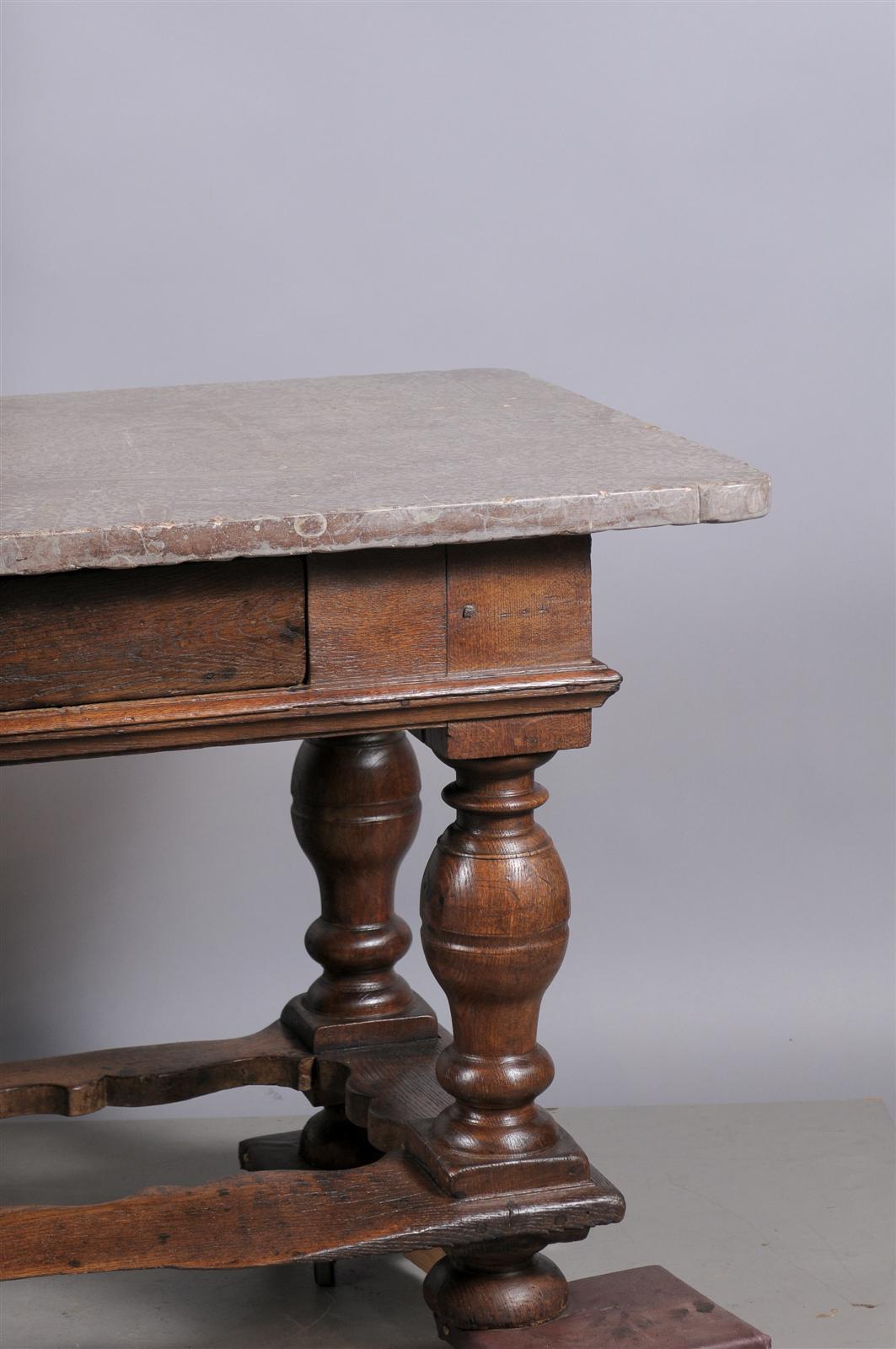 17th Century Danish Baroque Table in Oak with Fossilized Stone Top 3