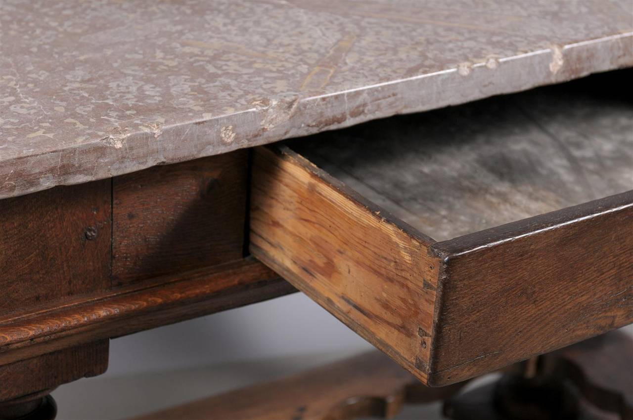 17th Century Danish Baroque Table in Oak with Fossilized Stone Top 4