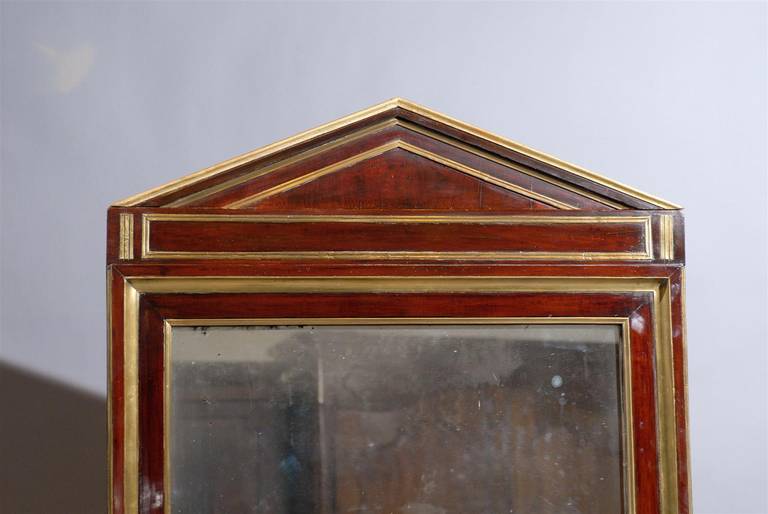Early 19th Century Russian Mahogany Mirror with Triangular Top and Brass Inlay In Good Condition In Atlanta, GA