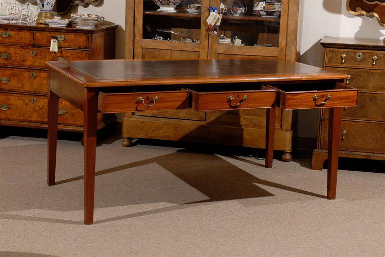 English Mahogany Writing Table with Brown Leather Top, 19th Century 6