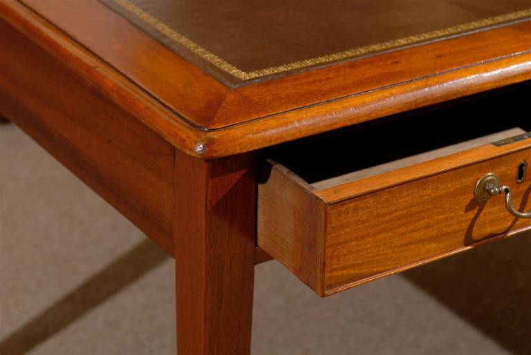 English Mahogany Writing Table with Brown Leather Top, 19th Century 4