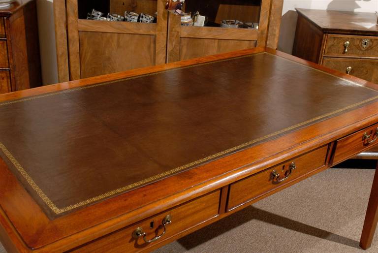 English Mahogany Writing Table with Brown Leather Top, 19th Century 3