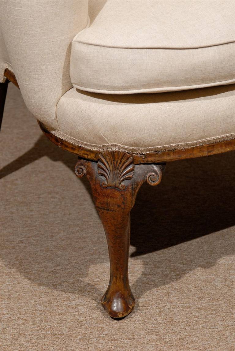 18th Century English Queen Anne Walnut Wing Chair with Shell Carving 2