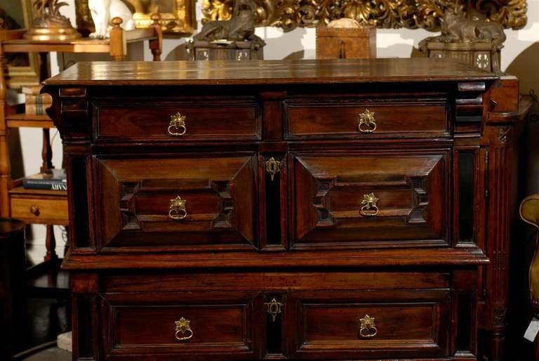 Wood Mid-18th Century Large English George III Geometric Front Five-Drawer Commode For Sale