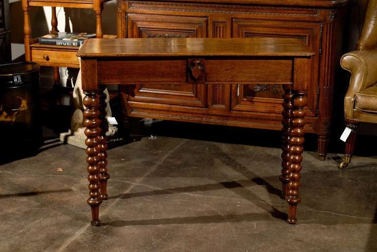 British English Bobbin Leg Console