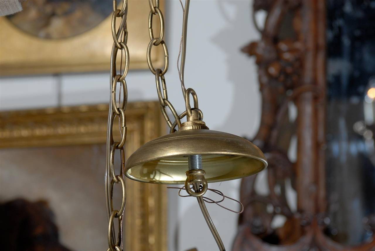 Mid-Century Modern Vintage Spanish Gilt Metal Crown Chandelier with Tall Leaves Motifs, circa 1960