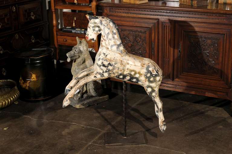 English Painted Wooden Horse Sculpture on Stand from the Mid-19th Century For Sale 4