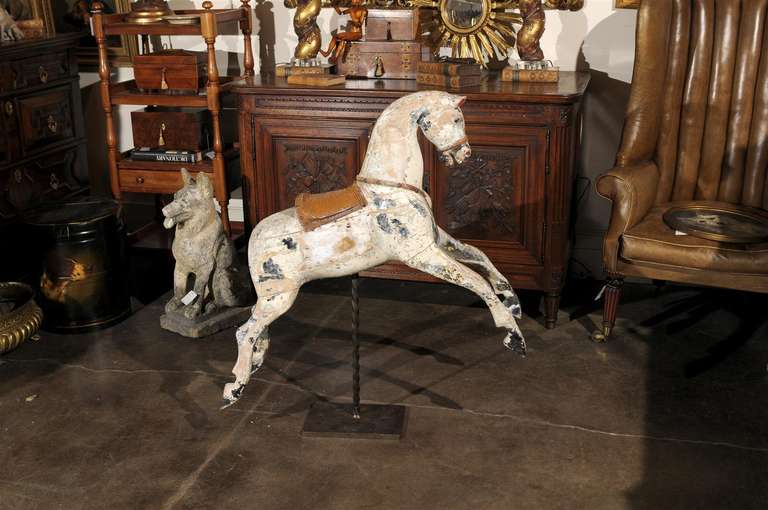 wood horse stand