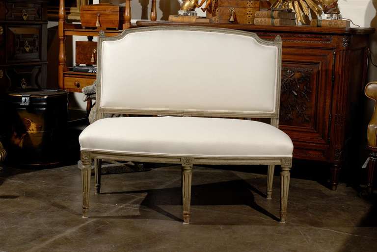 settee bench with back