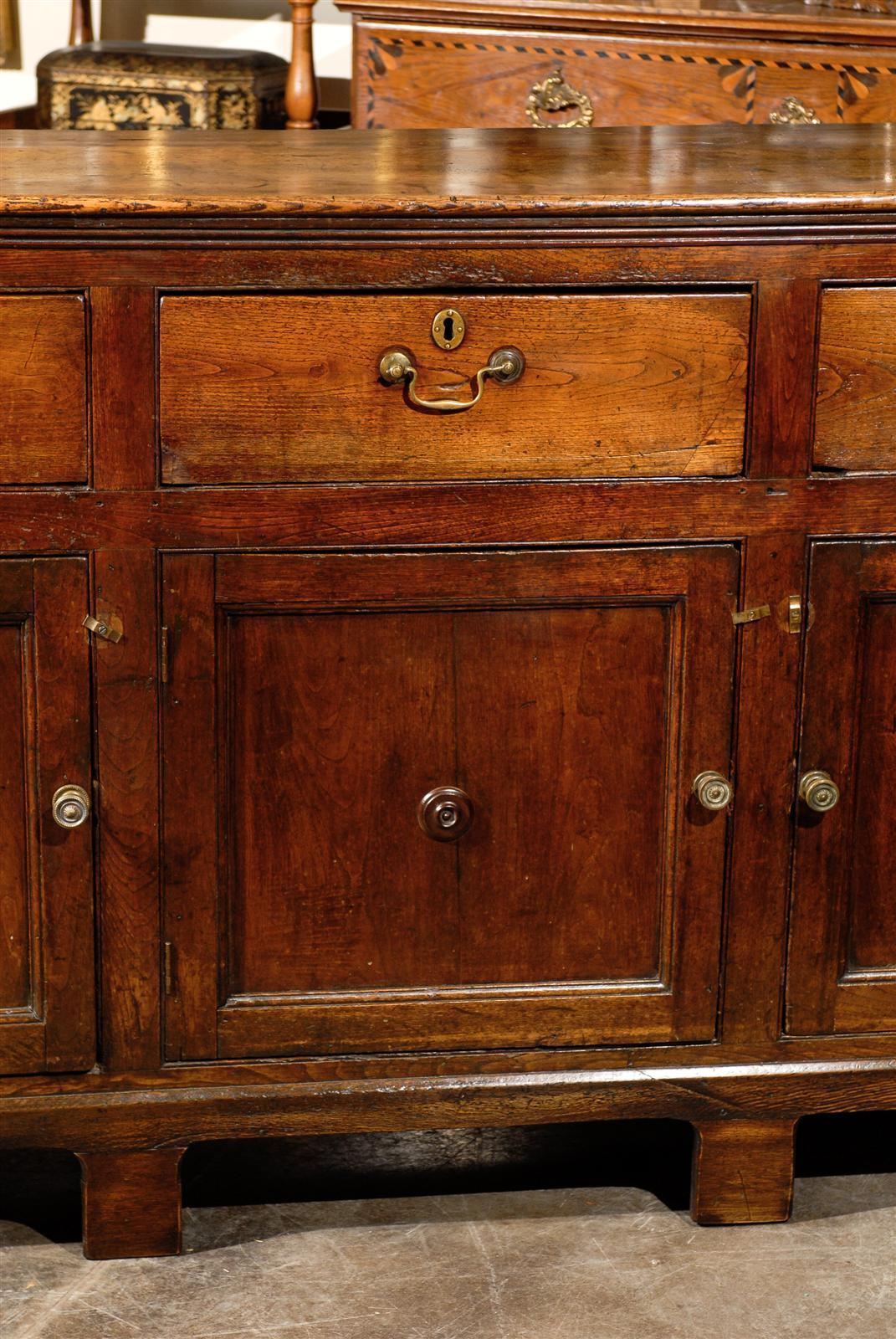 Elm English Server or Cabinet