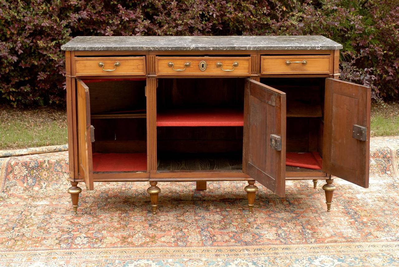 French Mid-19th Century Walnut Buffet with Marble Top, Three Drawers and Doors 7