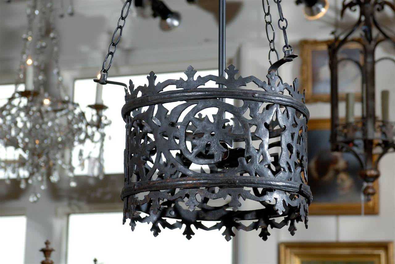 Mid-Century Modern Italian Vintage Round Wrought Iron Chandelier with Frosted Glass