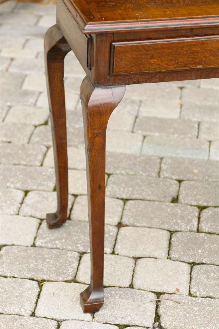 Mid-19th Century English Oak Single Drawer Side Table on Cabriole Legs For Sale 2