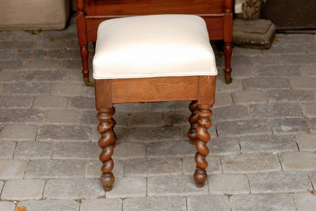 French Wooden Barley Twist Stool with Upholstered Seat, Late 19th Century For Sale 4