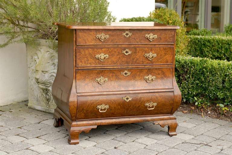 18th Century Dutch Chippendale Bombé Burl Wood Chest of Four Graduating Drawers