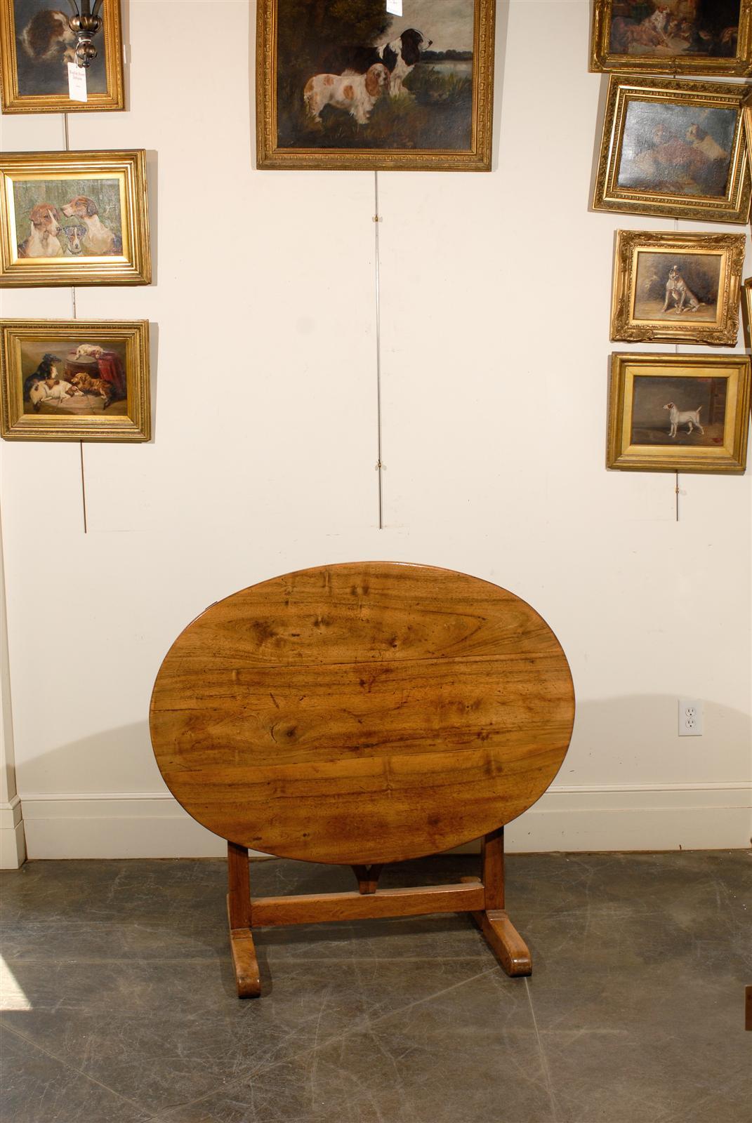 Oval French Wine Tasting Table In Excellent Condition In Atlanta, GA