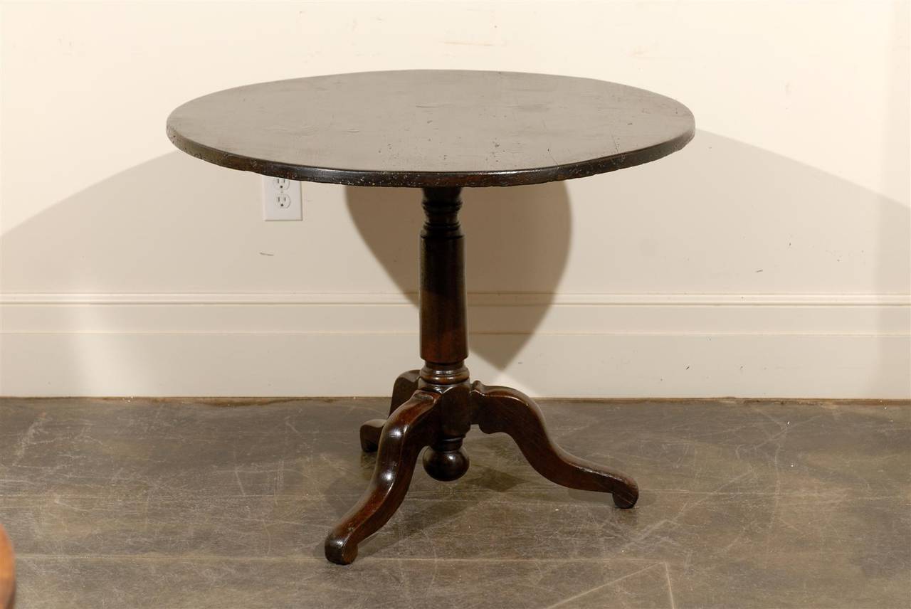 Wood French Turn of the Century Round Pedestal Side Table with Dark Finish