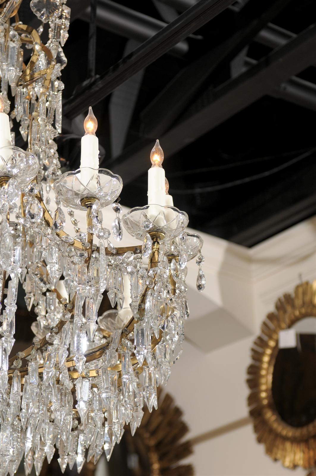 French Fifteen-Light Crystal Louis XV Style Chandelier from Early 20th Century 1