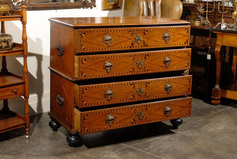 Italian Late 18th Century Four-Drawer Commode with Marquetry and Banding In Good Condition In Atlanta, GA
