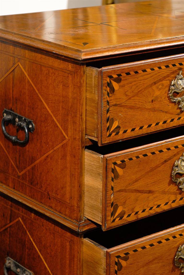 Italian Late 18th Century Four-Drawer Commode with Marquetry and Banding 1