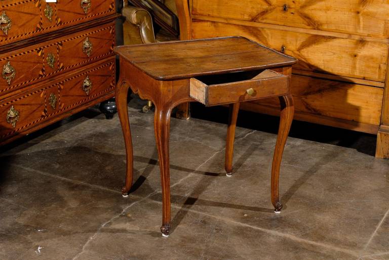 French 1840s Louis XV Style Walnut Side Table Single Drawer and Cabriole Legs 2