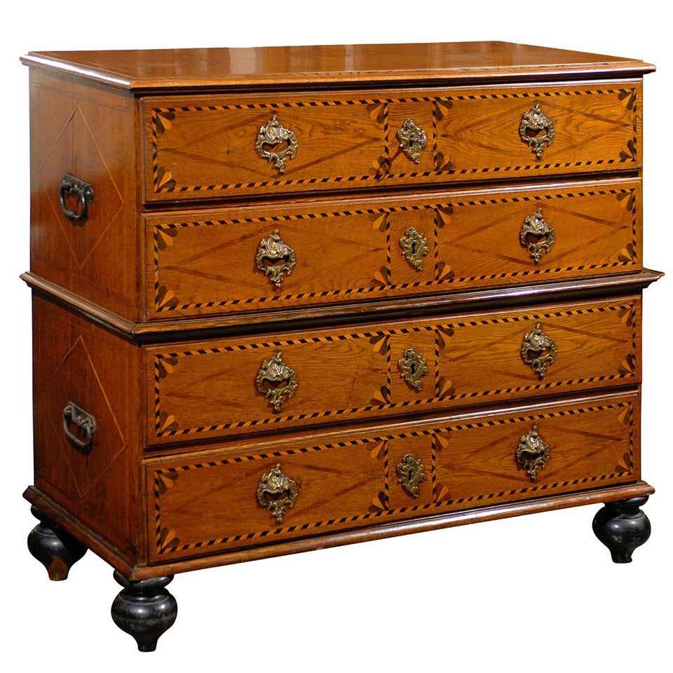 Italian Late 18th Century Four-Drawer Commode with Marquetry and Banding