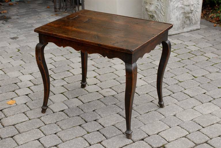 French Louis XV Style Late 19th Century Rustic Oak Side Table with Carved Apron 1