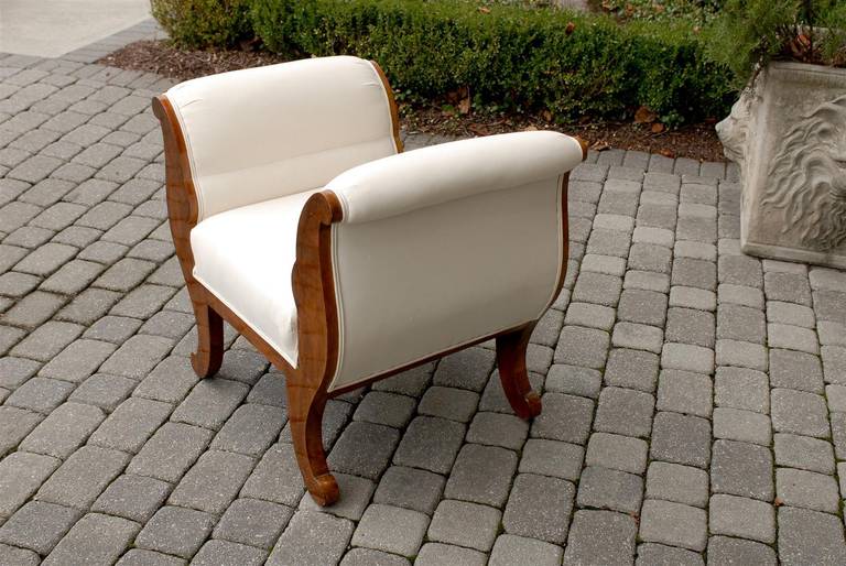 Austrian 1850s Biedermeier Upholstered Stool with Out-Scrolled Arms and Legs For Sale 4