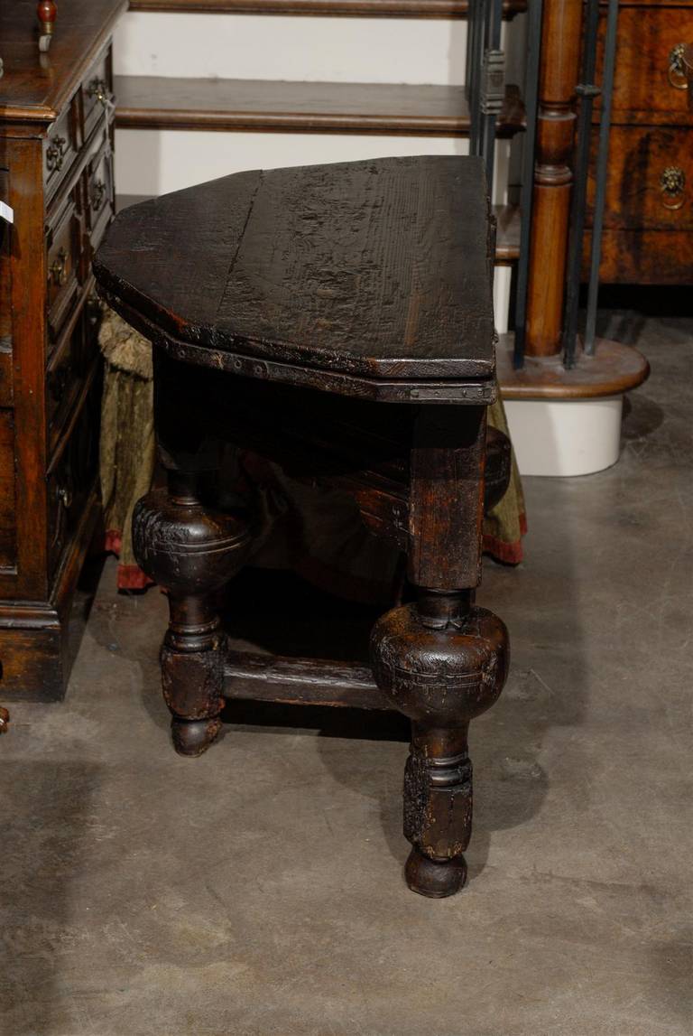 Italian Carved Wood Gateleg Demi-Lune Table from the Late 18th Century 2