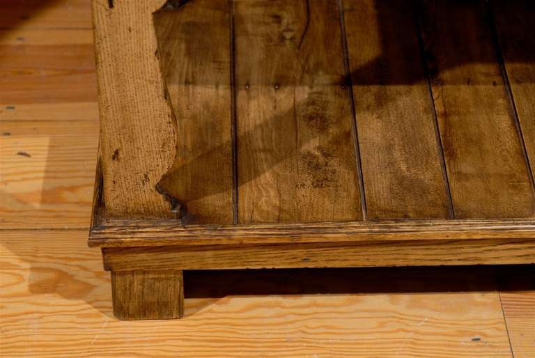 18th Century English Oak Silhouette-Legged Potboard Server with Plank Top 2