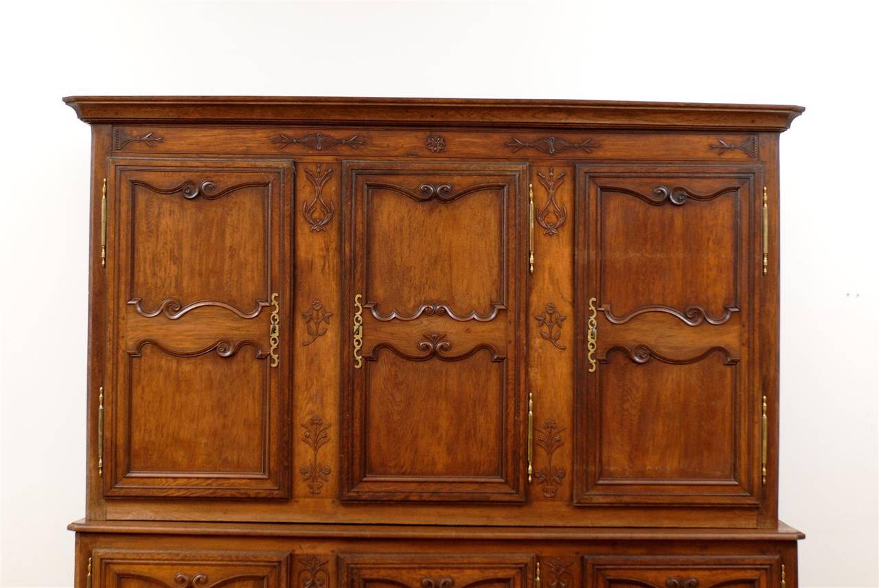 French Restauration Period 1820s Large Two-Part Cabinet with Carved Doors In Good Condition In Atlanta, GA