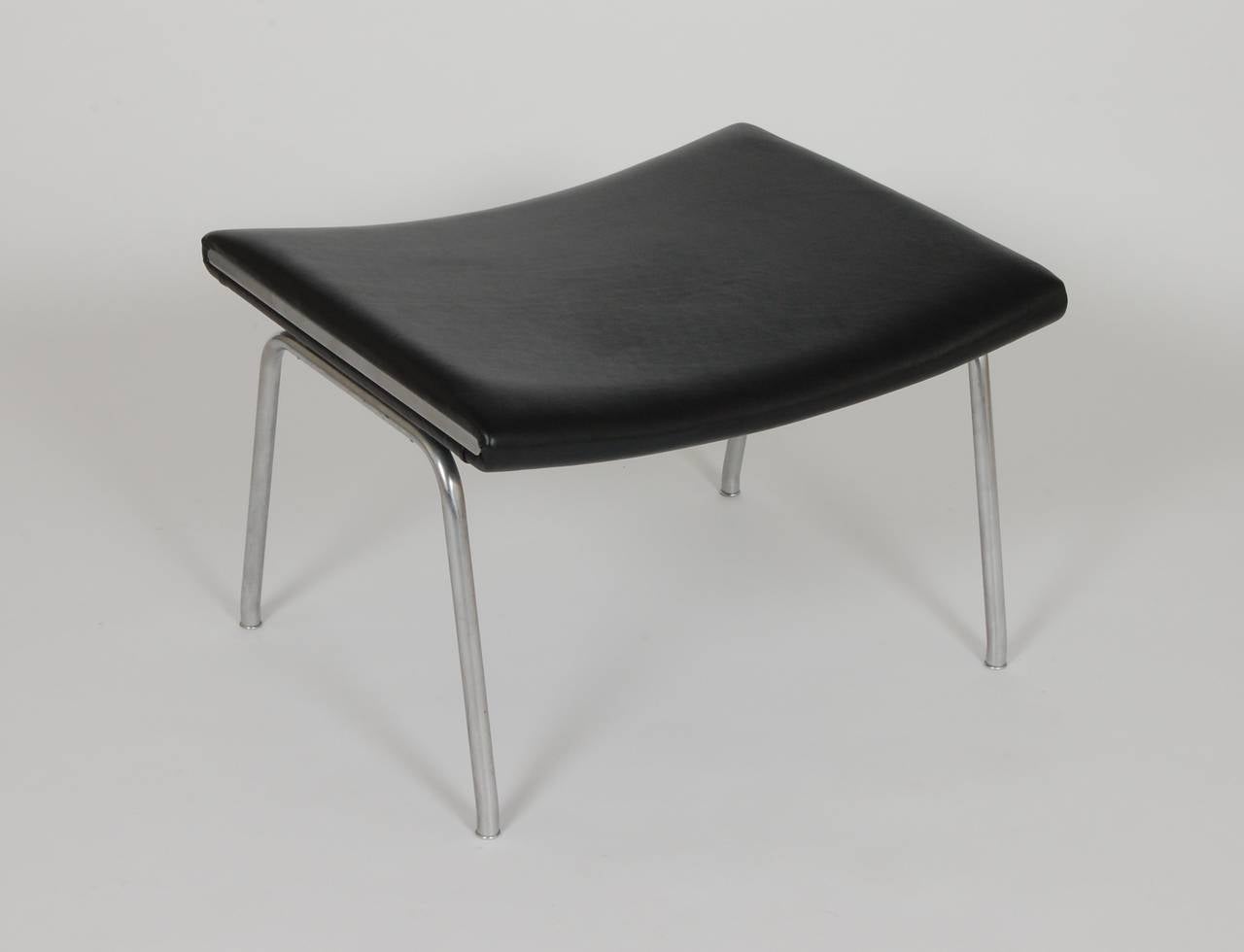 Hans Wegner "Airport" Ottoman