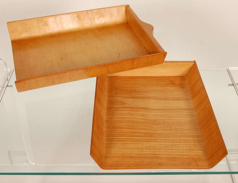 Wood Early Knoll Letter Tray