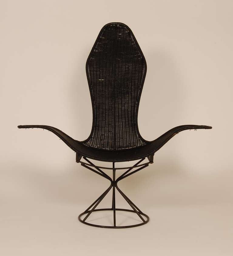Wicker Petal Lounge Chair In Good Condition In San Francisco, CA