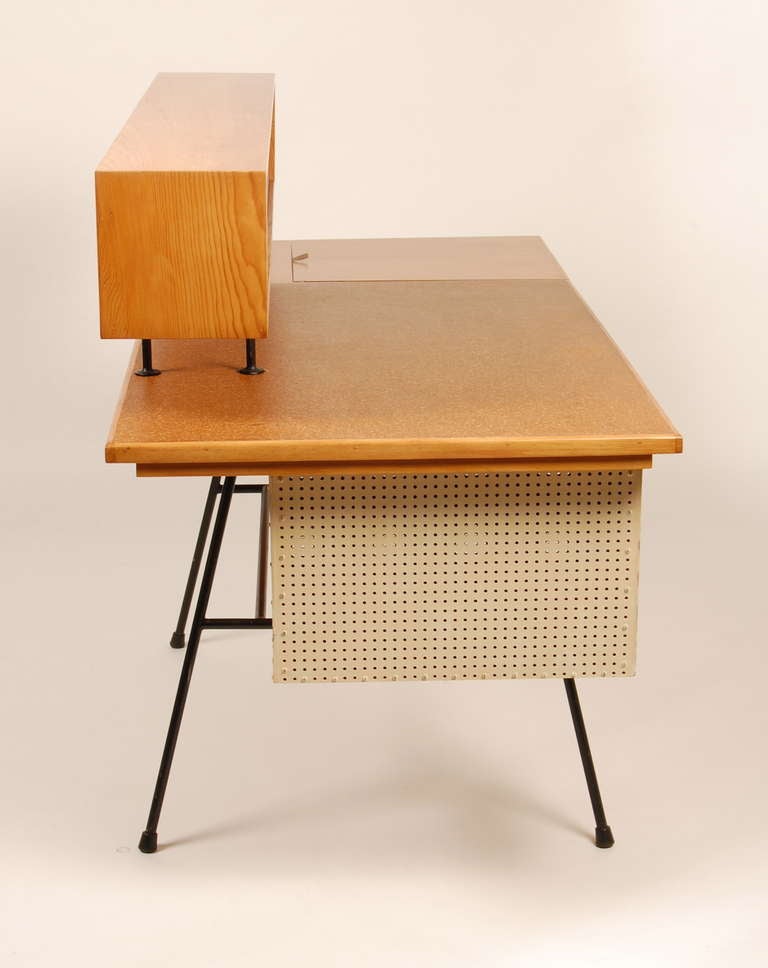 Modernist Desk 2