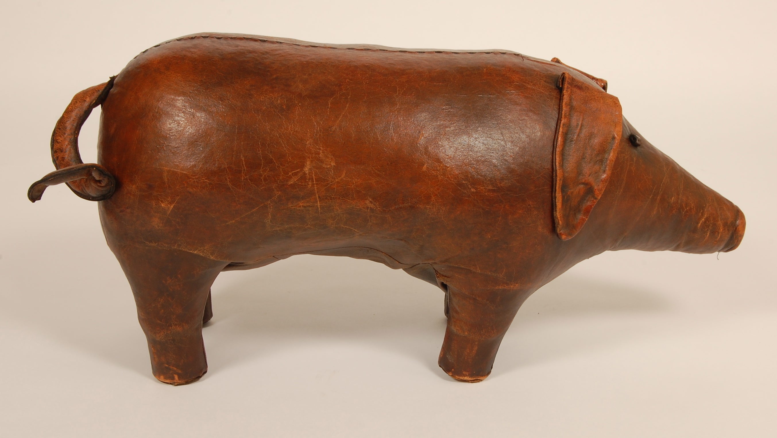 Abercrombie & Fitch Leather Pig