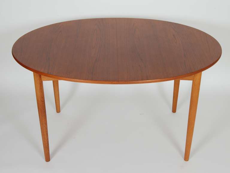 Mid-20th Century Compact Borge Mogensen Dining Table