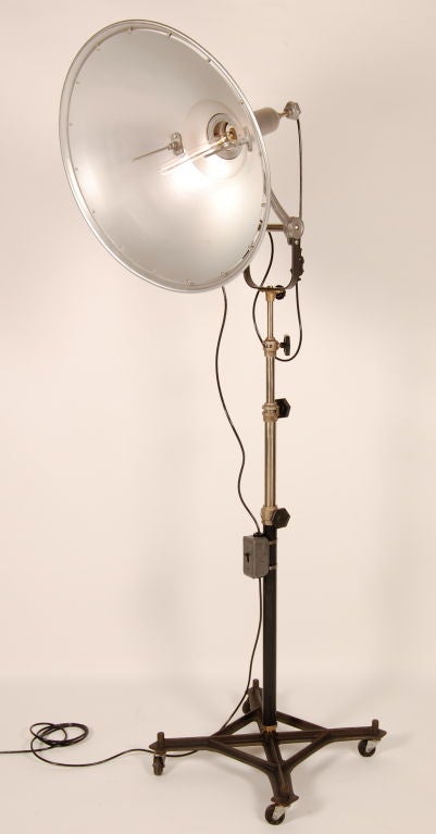 1930s Surgical Lamp