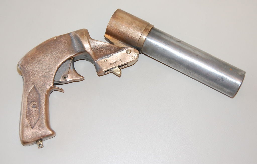 American Vintage Flare Gun