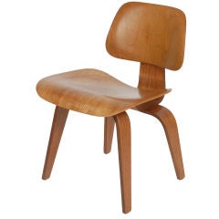 Eames Dining Chair DCW