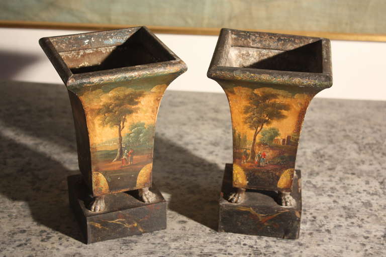 Pair of French Empire Period Tole Planters In Good Condition In Doylestown, PA