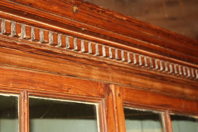 American Pine Corner Cabinet, 18th Century 4