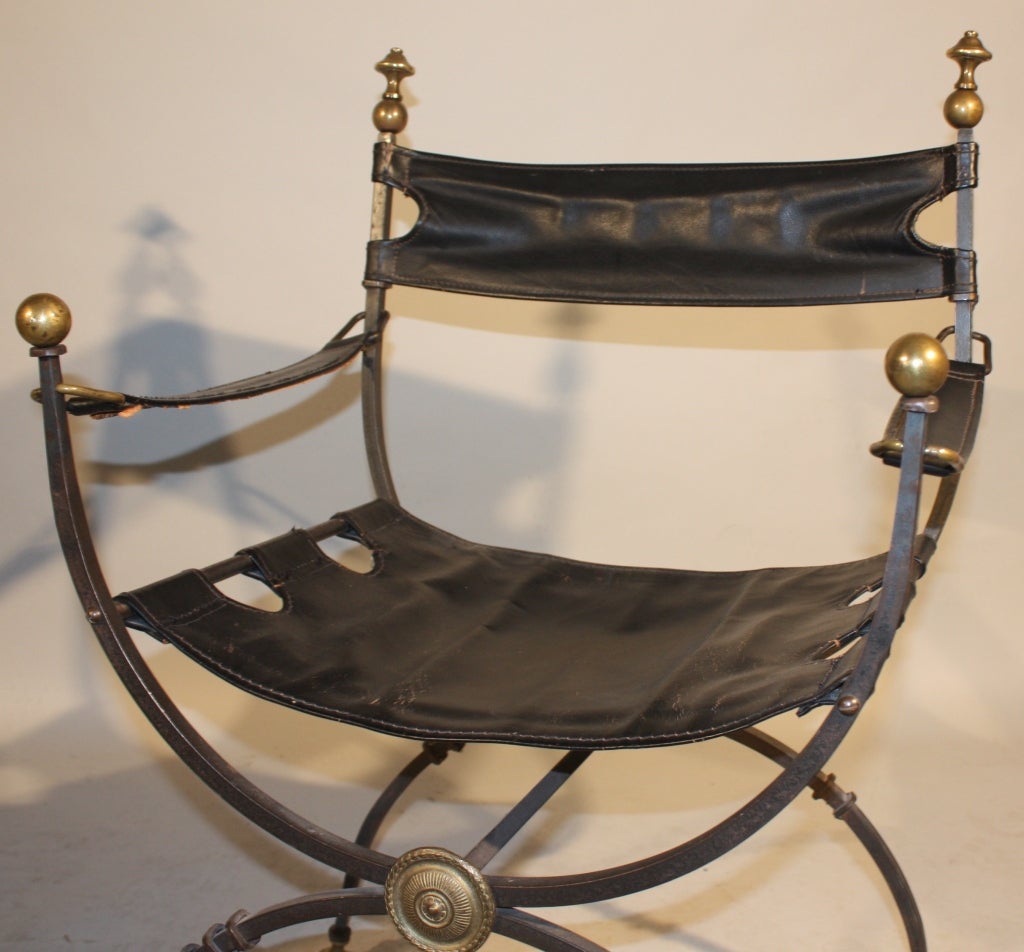 Mid-20th Century Set Of 4 Italian Renaissance Style Armchairs