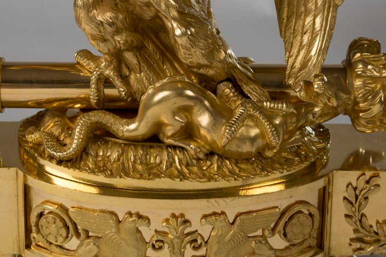 Rara coppia di Chenets (Andirons) in bronzo dorato Impero in vendita 1