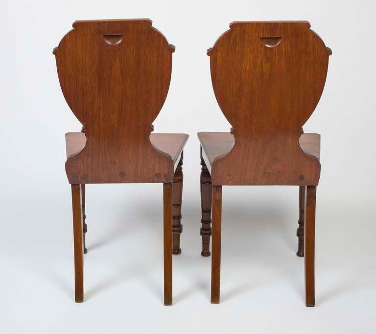Pair of Regency Mahogany Hall Chairs In Excellent Condition In Kittery Point, ME