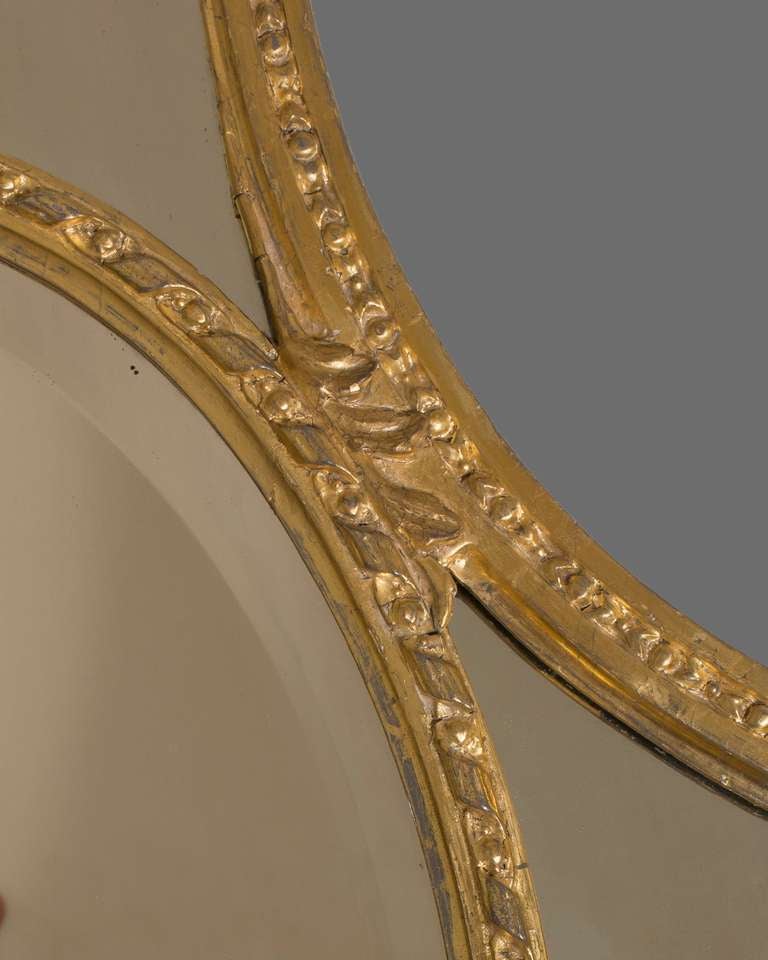 Paar Regency-Spiegel aus vergoldetem Holz im Angebot 2