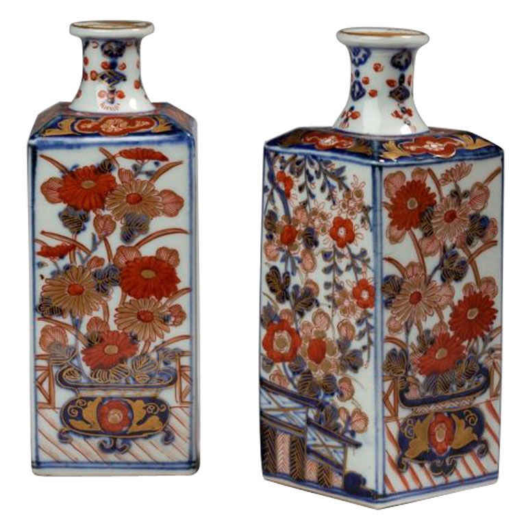 Pair of Imari Porcelain Jars at 1stDibs